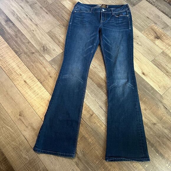 Sarah Denim - Sarah slimboot cut jeans size 28